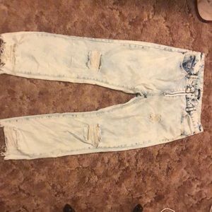 Fashion Nova Denim Boyfriend Jeans. Size 5.
